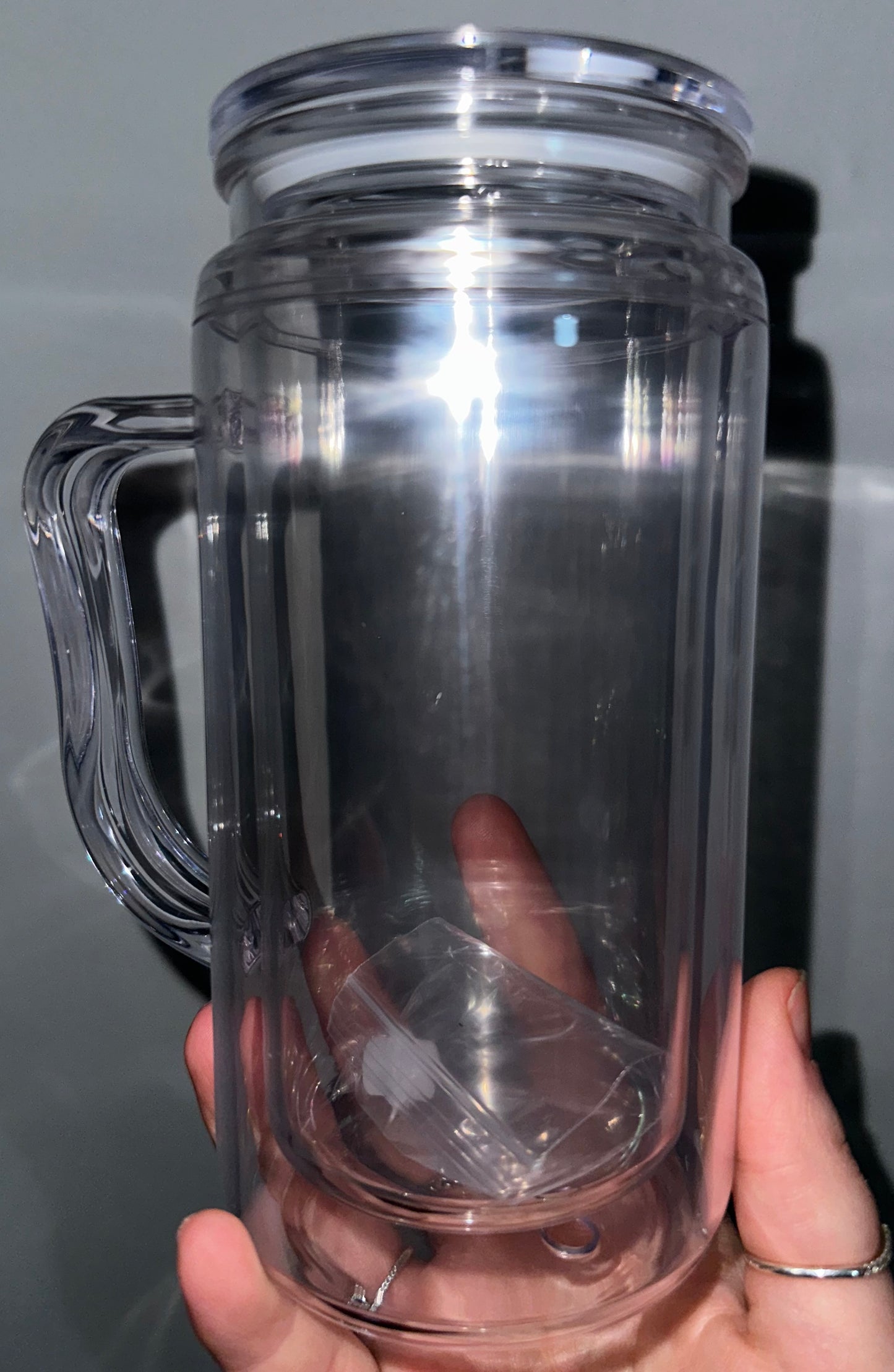 ⭐ NEW ⭐️ 16oz Handle Snowglobe Tumbler ❤︎