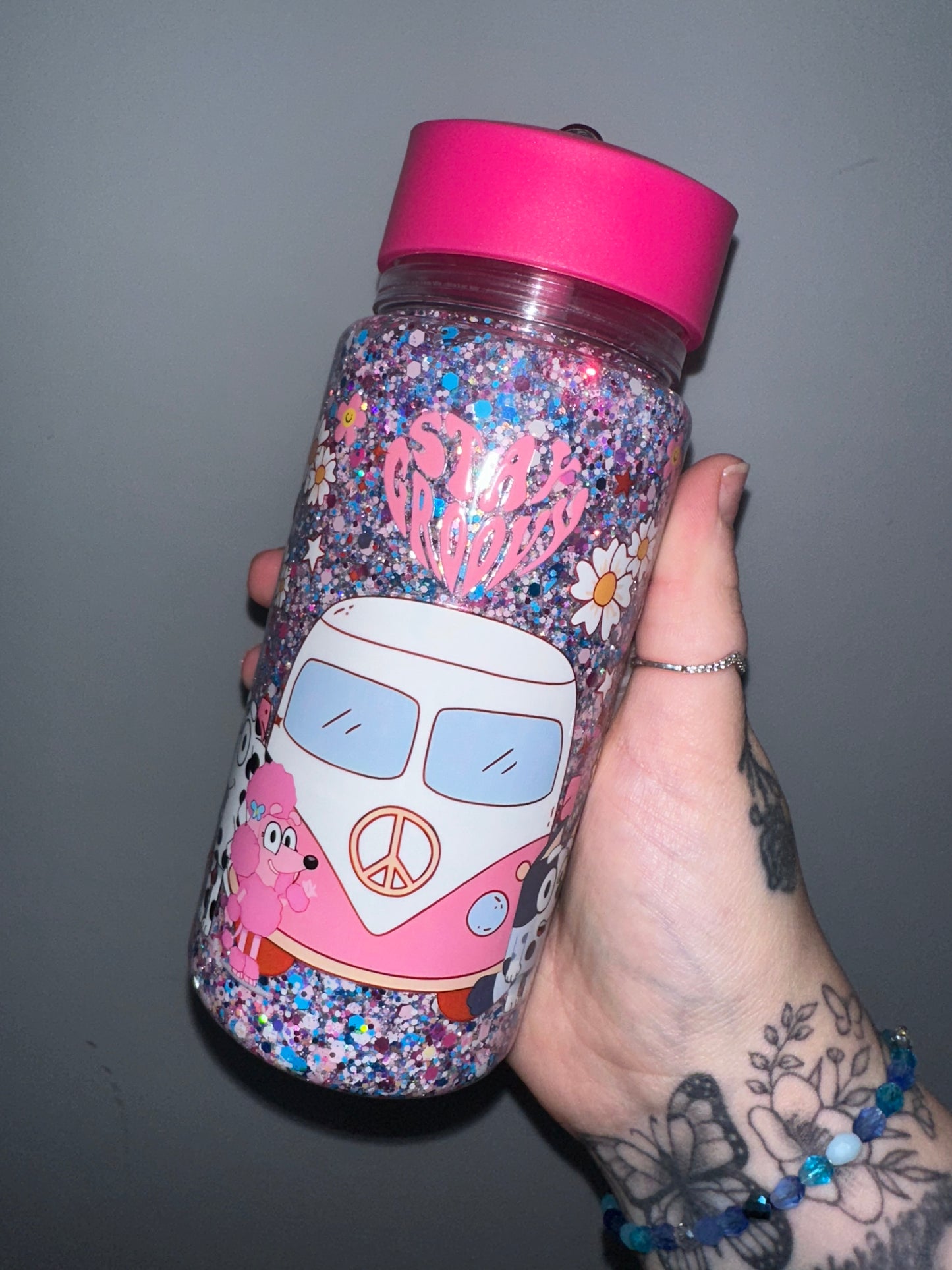 10oz Kids Snow Globe Bottles ❤︎